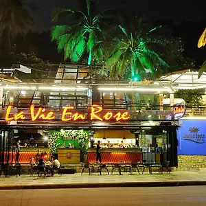 Lavie En Rose Coffee, Spa&Villas Hotel